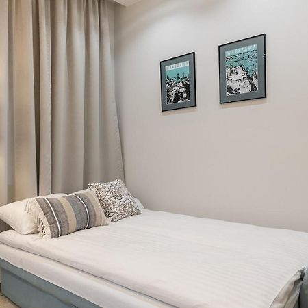 Twarda 14 - Elegant Apartment By Noclegi Renters وارسو المظهر الخارجي الصورة